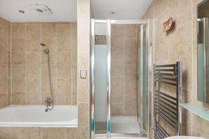En-Suite - click for photo gallery